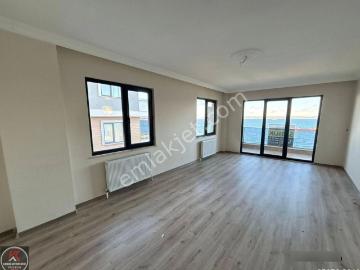 Karamürsel, Kocaeli, Marmara Bölgesi - Balkon