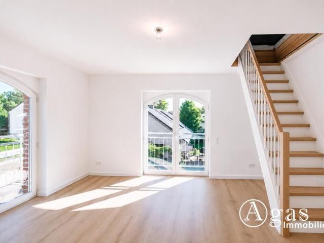 Paare aufgepasst! Helle 3 Zimmer Maisonette, teilmöbliert Erstbezug nach Sanierung
