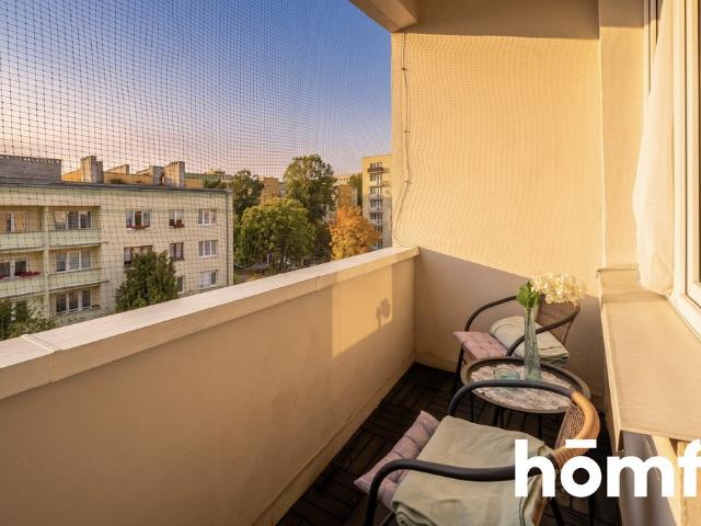 Na sprzedaż komfortowe 2 pokojowe mieszkanie 55 m² w centrum Pabianic