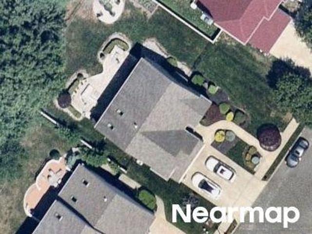 Paceview Dr