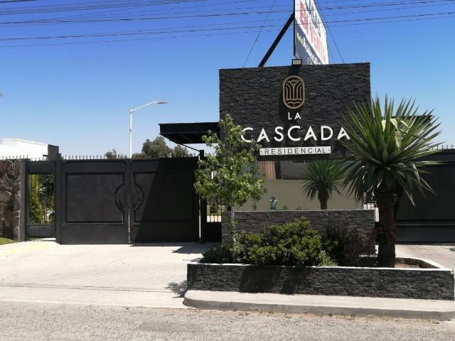PACHUCA RENTA CASA EN FRACCIONAMIENTO RESIDENCIAL LA CASCADA