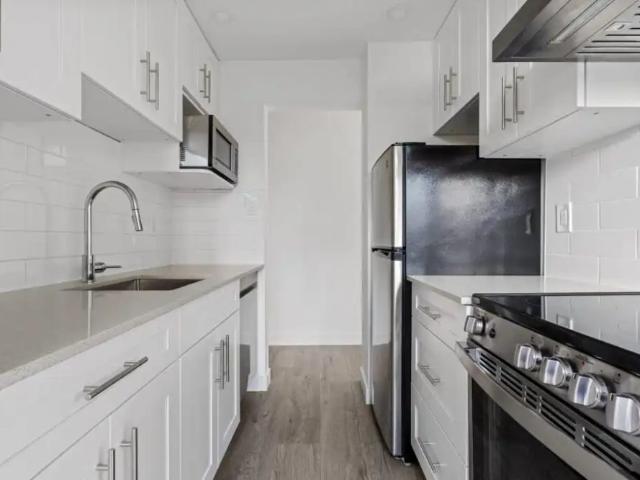 Pacific Cove Apartments — 1 Bedroom 1 Bathroom