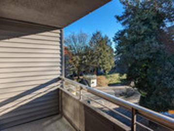 Pacific Park Apartments | 9450 128 Street