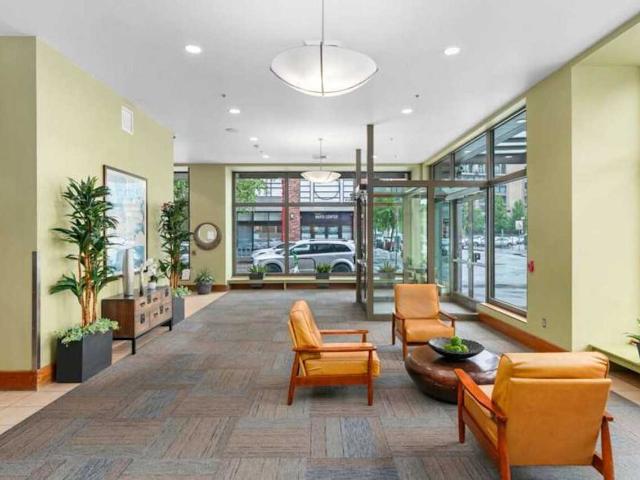 Pacific Tower Studio Apartment for Rent at 333 Nw 4th Ave, Portland, OR 97209 Old Town Chinatown