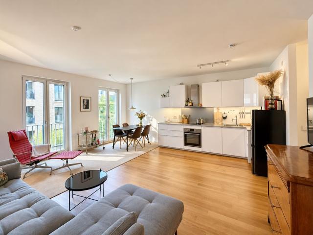 Pack your bags, move in: fully equipped design apartment Neue Mitte Altona