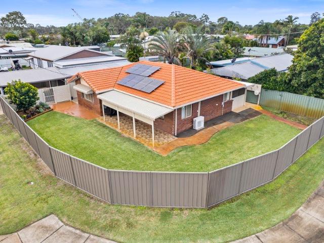 SOLD BY THE KATH MACHEN BAXTER TEAM