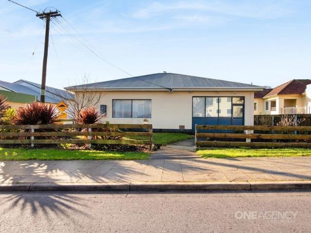 Packed with Potential in a Prime CBD Location