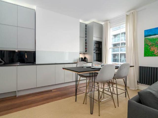 Packington Street, Angel, London, N1 1 bed flat to rent £3,600 pcm £831 pw