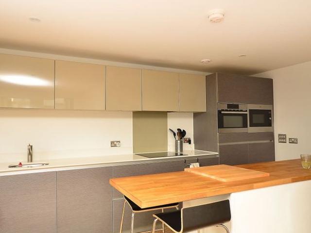 Packington Street, Islington, London N1, 2 bed flat to rent, £3,500 pcm | PrimeLocation