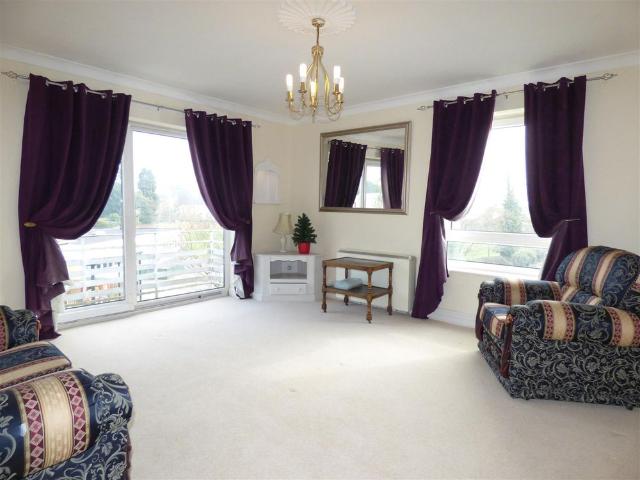 Padua, Warwick Court, Stratford upon Avon