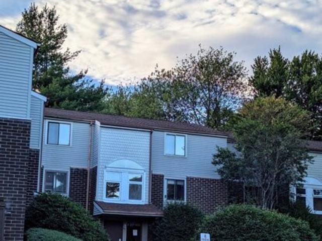 Padanaram Rd Unit J, Danbury, Condo For Sale