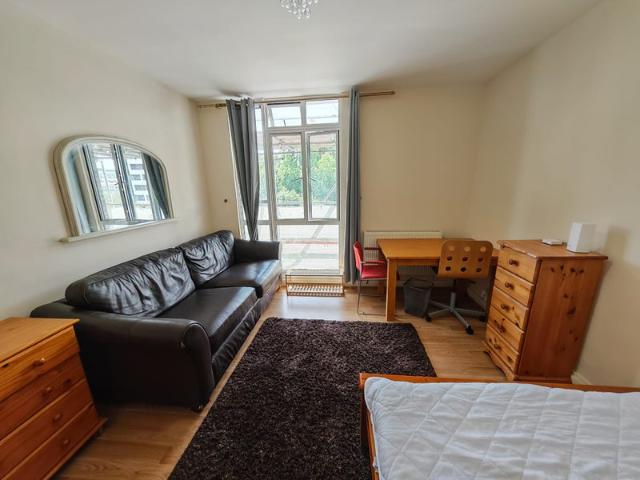 Paddington Amazing 4 Bed Flat