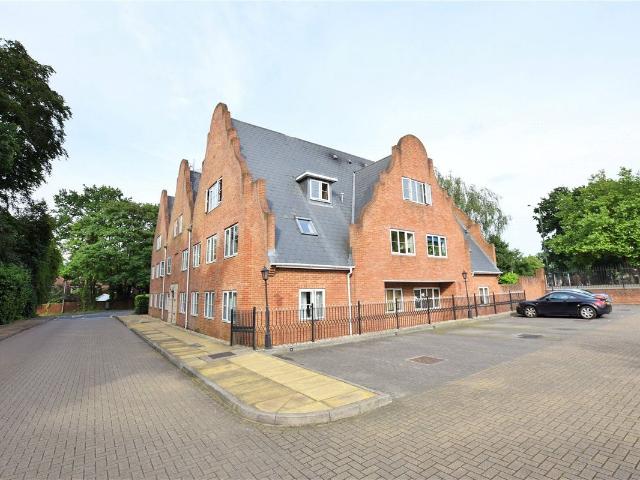 Paddock House, Burleigh Road, Ascot, Berkshire SL5, 1 bed flat to rent, £1,200 pcm | PrimeLocation
