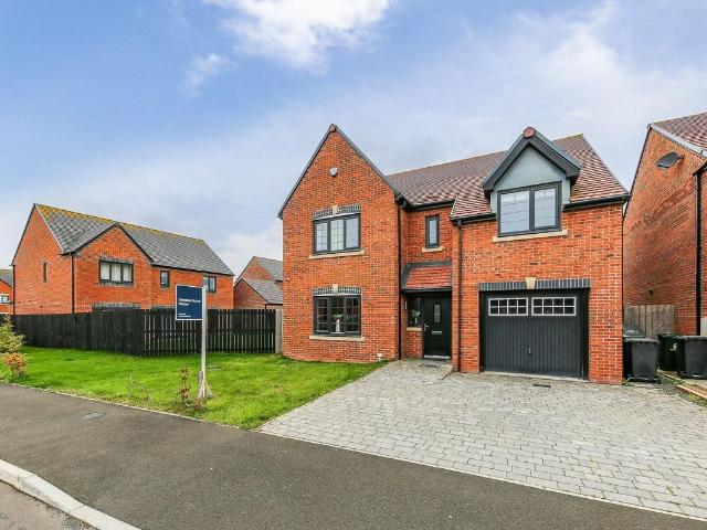 Paddock Lane, Moorfields NE12, 4 bed detached house to rent, £2,800 pcm | PrimeLocation