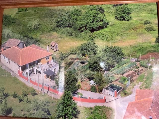 PADRENDA OURENSE, CASA DE 2 PLANTAS CON TERRENO DE 1200 METROS CON VISTAS AL VALLE