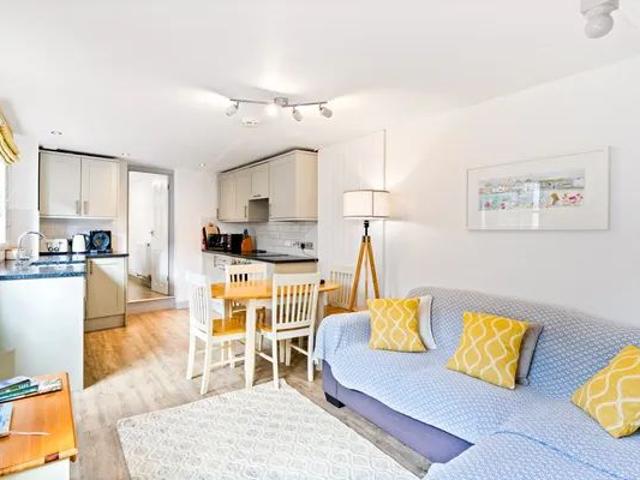 Padstow, Padstow, PL28