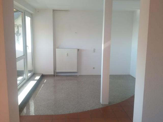 PAF Zentrum großzügige 3 Zimmer Wohnung