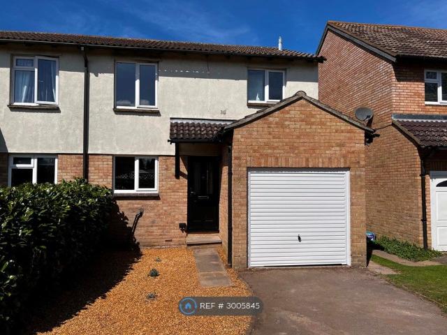 Page Close, Hampton TW12, 3 bed semi detached house to rent, £2,850 pcm | PrimeLocation