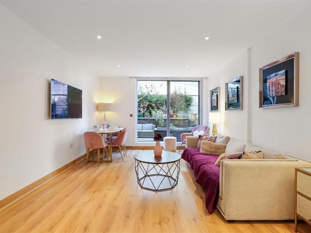 Page Street, London SW1P, 3 bed flat to rent, £5,950 pcm | PrimeLocation