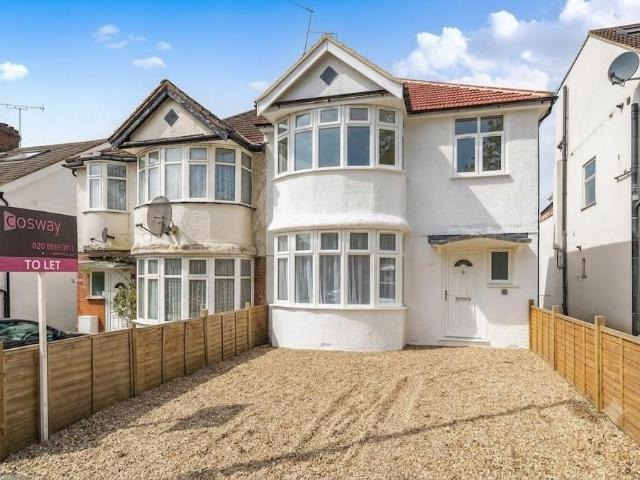 Page Street, Mill Hill, NW7 3 bed semi detached house to rent £2,750 pcm £635 pw