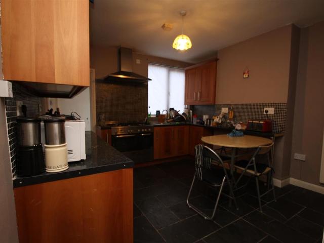 Paget Street, Loughborough, Incl Opt Available LE11, 2 bed shared accommodation to rent, £607 pcm | PrimeLocation