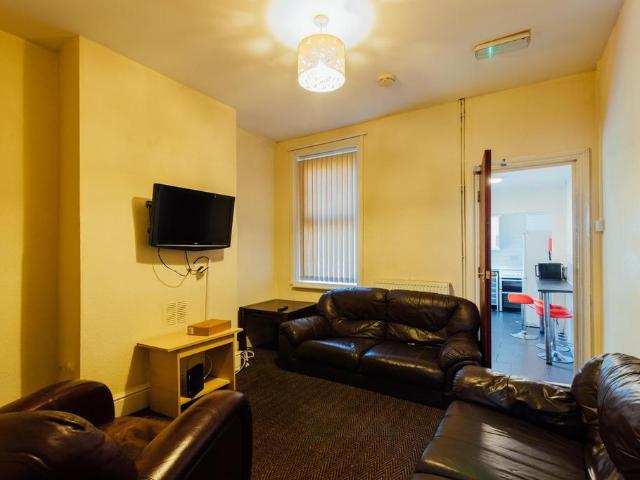 Paget Street, Loughborough LE11 1 bed in a house share to rent £563 pcm £130 pw