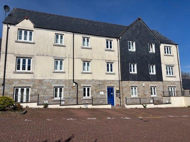 Pagoda Drive, St. Austell PL26, 2 bed flat to rent, £1,200 pcm | PrimeLocation
