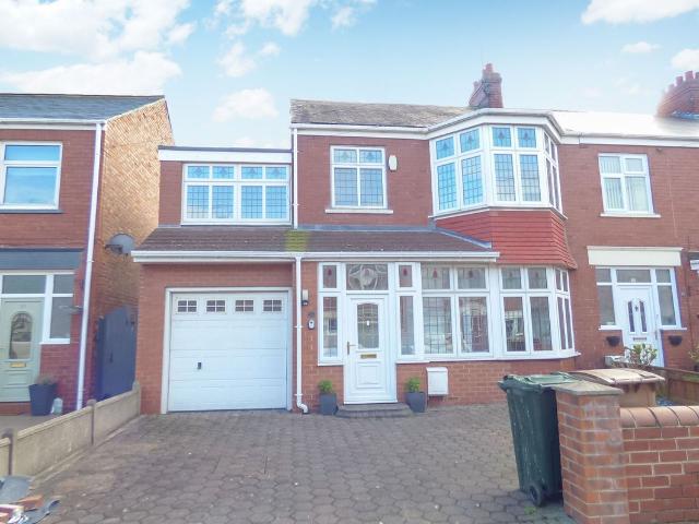 Paignton Avenue, Whitley Bay NE25, 4 bed terraced house to rent, £1,500 pcm | PrimeLocation