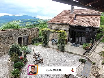 Pailharès Propriété de caractère avec gîte et dépendances et sources
