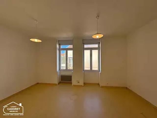 Paimboeuf 44560 Location appartement 1 pièce t1 cave