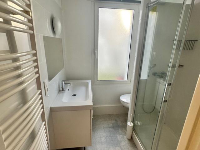 PAIMPOL, centre ville, à louer appartement deux pièces