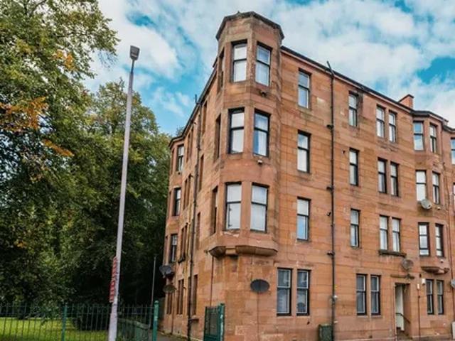 Paisley Road, Victory Gardens, Renfrew, PA4 8EU, United Kingdom | 1 bed apartment for rent #166141169 | Rentberry