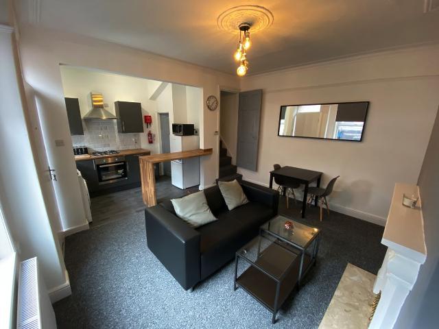 Paisley Street, Leeds LS12, 2 bed shared accommodation to rent, £500 pcm | PrimeLocation