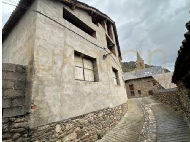 Pajar con excelentes vistas en Jou