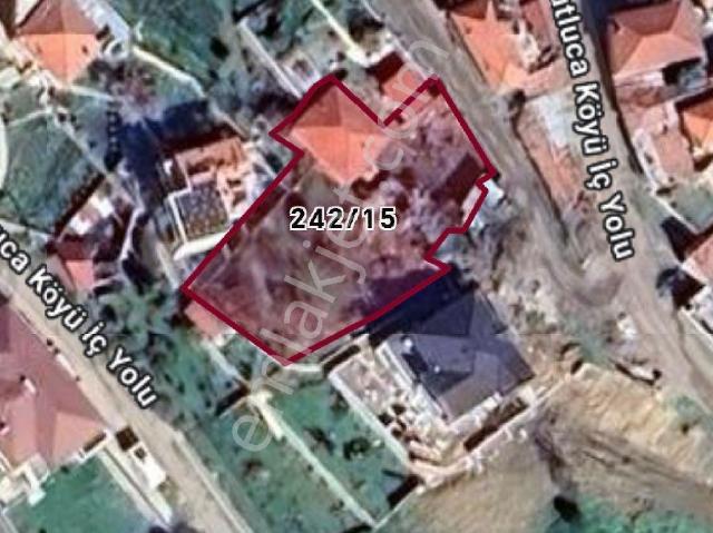 Pak Yapı'dan Satılık Köy Evi Ve Arsası Burhaniye Dutluca Mah