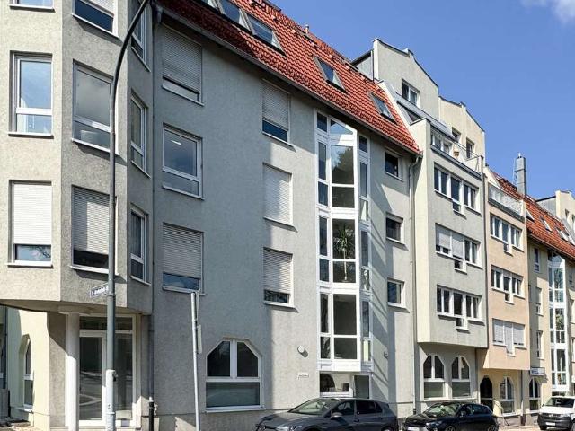 Paket Eigentumswohnungen mit Gewerbeanteil und Tiefgarage