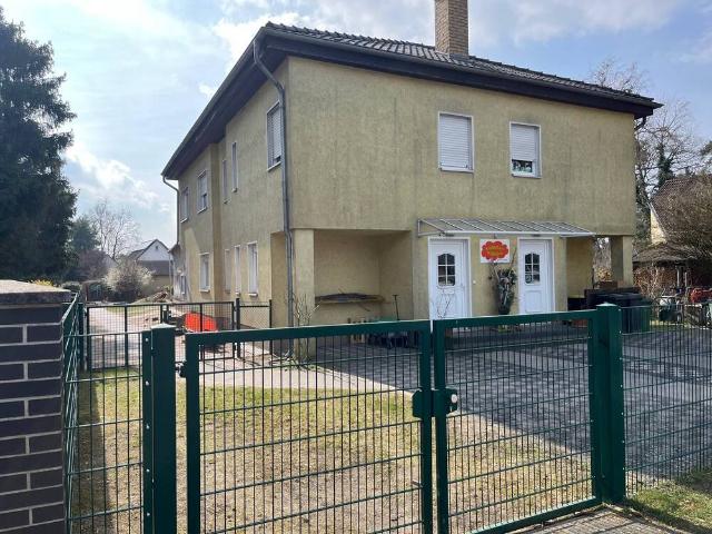 Paketverkauf in Falkensee: Zwei Reihenhäuser in ruhiger u. grüner Siedlungslage nahe Potsdam +Berlin