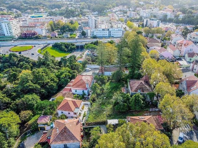 Palacete T7 à venda em Sintra Santa Maria e São Miguel, São Martinho e São Pedro de Penaferrim, Sintra RE/MAX Portugal