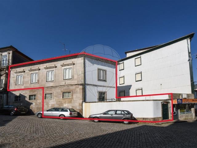 Palacete T7 de luxo à venda em Lamego