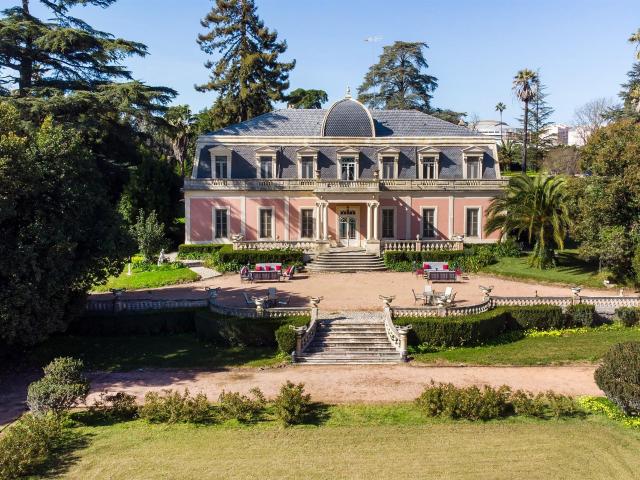 Palacete com instalações hípicas em Elvas 1169m² Assunção