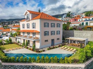 Palacete dos Anjos Ícone de Elegância e História 501m² Santa Luzia Funchal