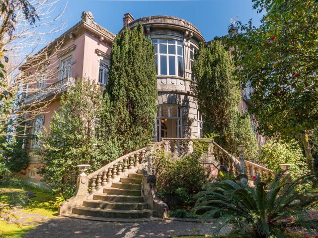 Palacete na Encosta do Bom Jesus, Braga, Norte de Portugal 1127m² Nogueiró e Tenões