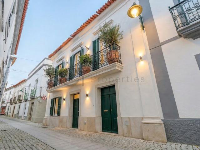 Palacete no Centro Histórico de Serpa com mais de 500 m2 570m² Serpa Salvador e Santa Maria