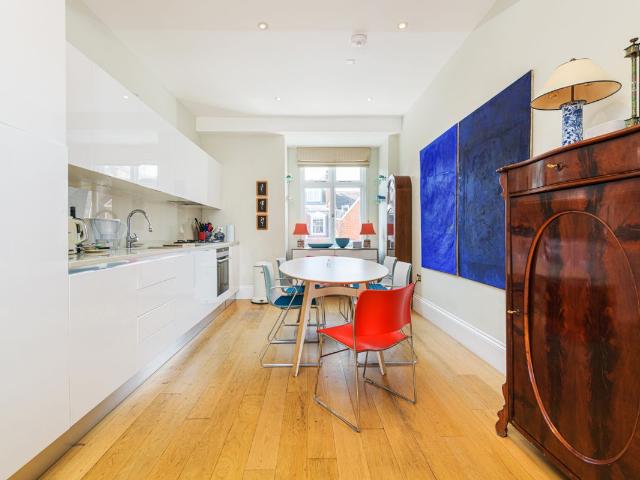 Palace Court, London W2, 3 bed flat to rent, £5,612 pcm | PrimeLocation