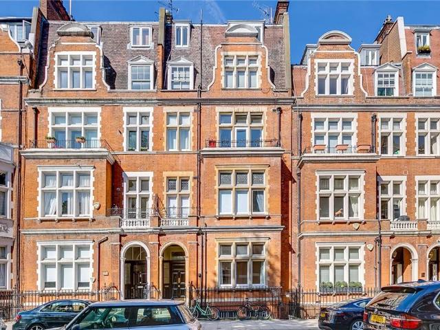 Palace Court, London W2 3 bed flat to rent £6,200 pcm £1,431 pw