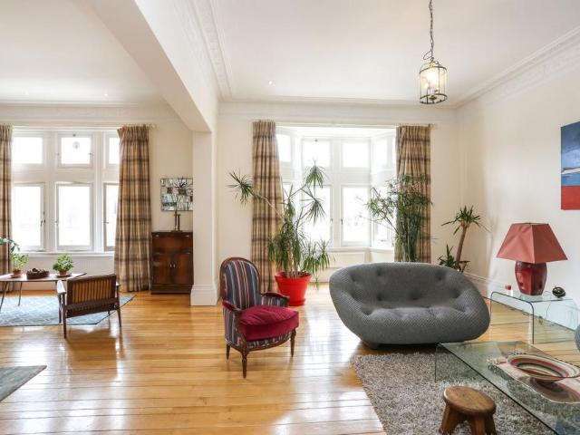 Palace Court, Notting Hill W2 5 bed apartment to rent £11,917 pcm £2,750 pw