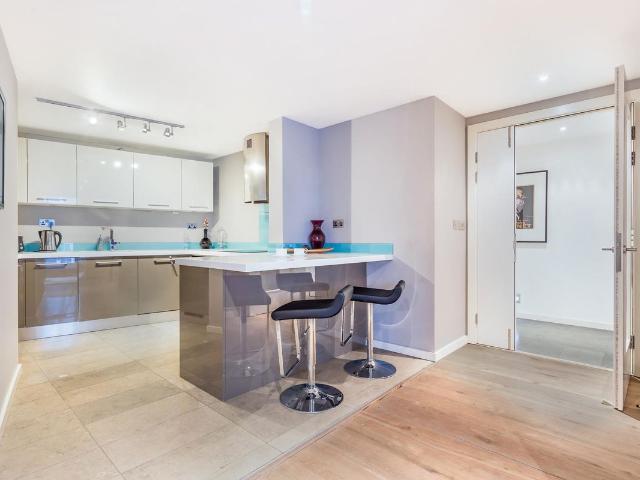 Palace Place, Westminster, London SW1E, 1 bed flat to rent, £3,500 pcm | PrimeLocation