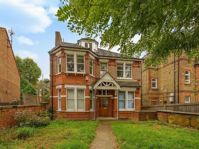 Palace Road, Tulse Hill SW2, Studio to rent, £1,300 pcm | PrimeLocation