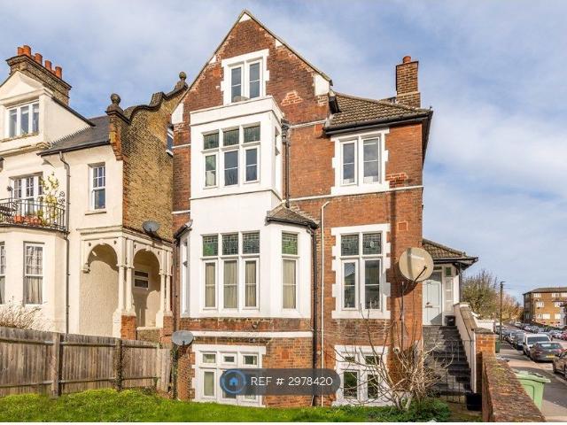 Palace Road, London SW2, 1 bed flat to rent, £1,400 pcm | PrimeLocation