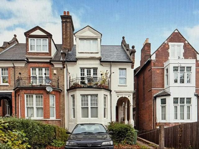 Palace Road, London SW2, 2 bed property to rent, £2,000 pcm | PrimeLocation